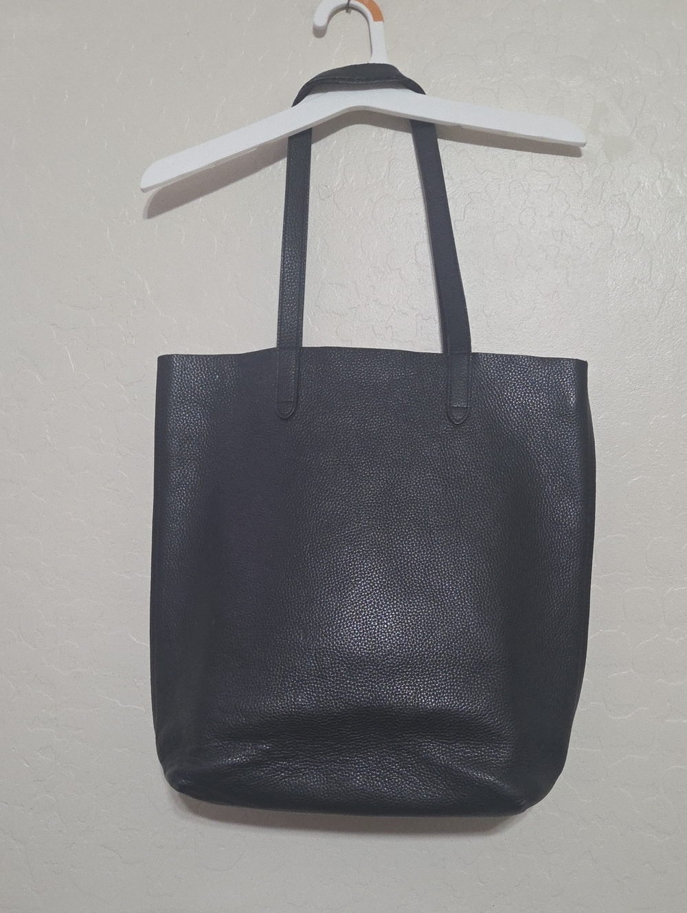Cuyana Tall Easy Tote Black Leather Cream Interior Shoulder Bag